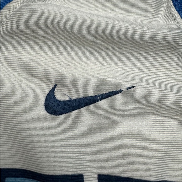 VINTAGE NORTH CAROLINA NIKE BASKETBALL JERSEY - Picture 2 of 11
